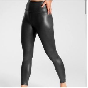 Athleta All Over Gleam Tight Legging Vegan Flux Leather size Medium GUC black
